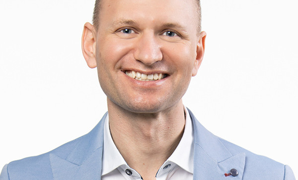 Nicolai Czink News